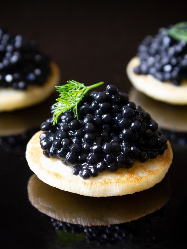 Lý do gì khiến trứng cá Caviar đắt bậc nhất hành tinh?- Ảnh 12.