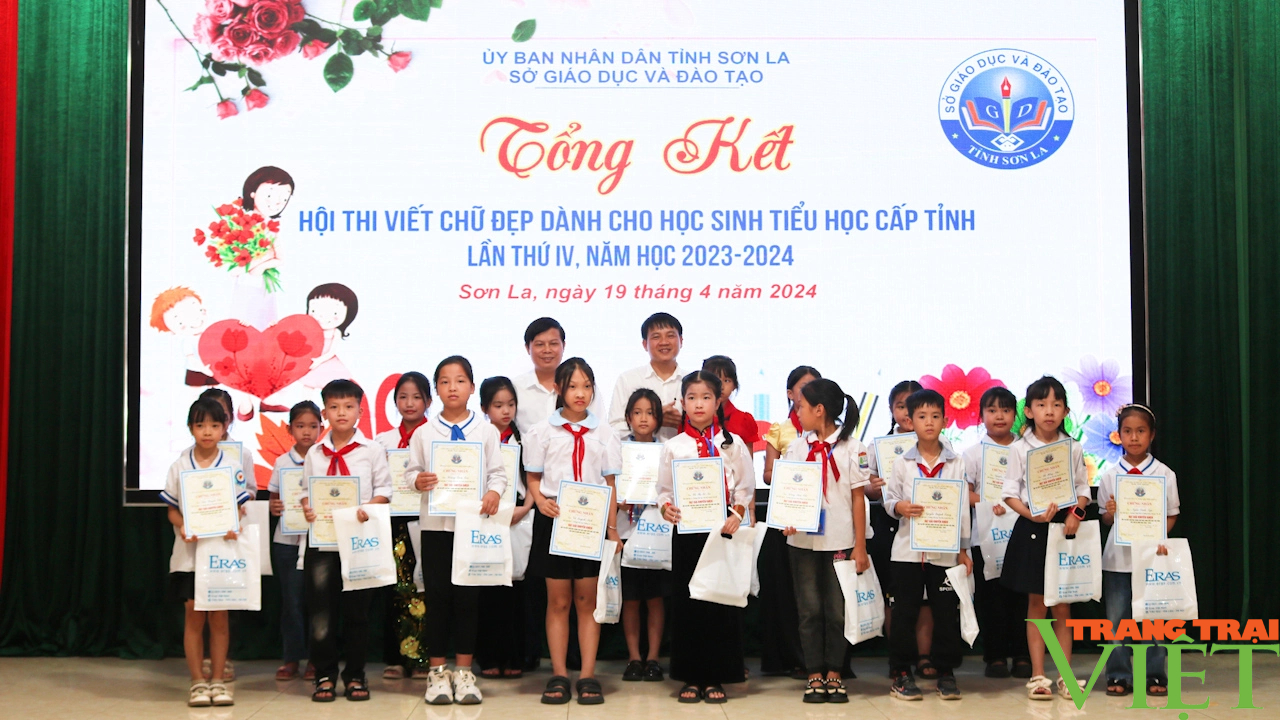 Sơn La: Hàng trăm học sinh đạt giải Hội thi viết chữ đẹp- Ảnh 4.