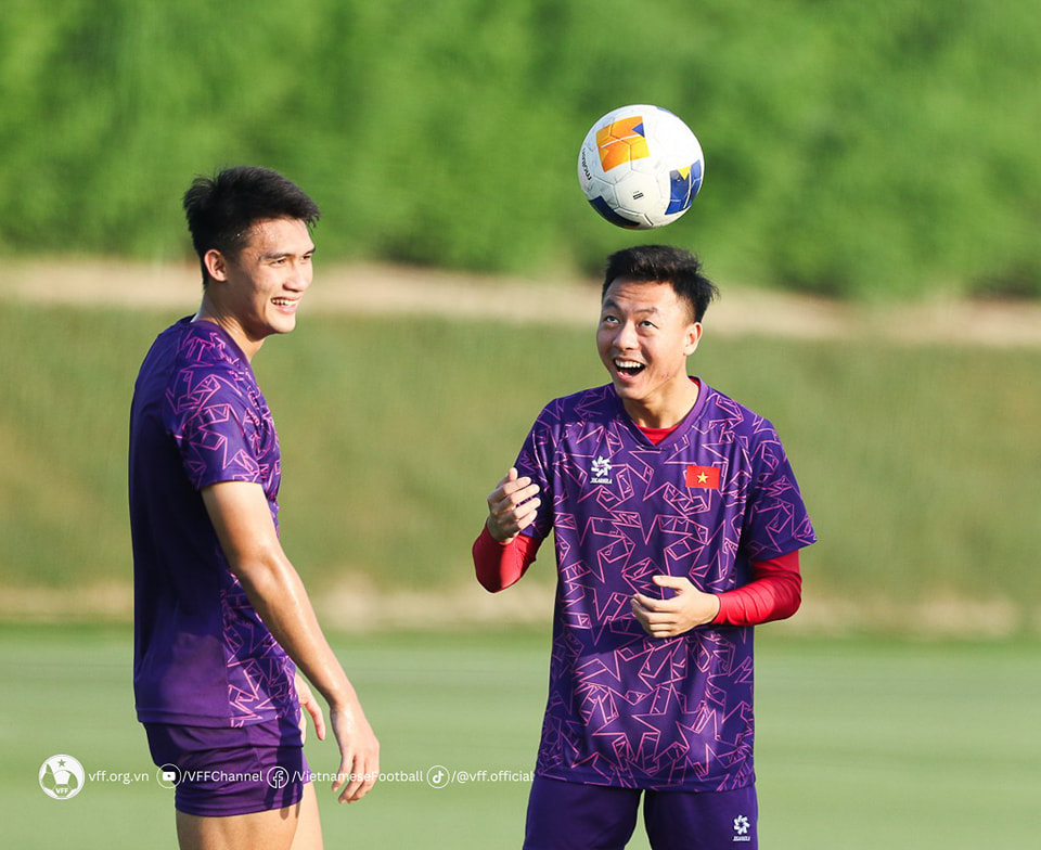 U23 Việt Nam cười như được mùa trước trận thư hùng với U23 Uzbekistan- Ảnh 4.