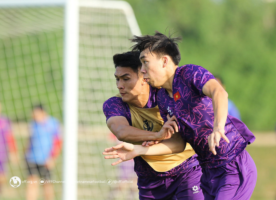 U23 Việt Nam cười như được mùa trước trận thư hùng với U23 Uzbekistan- Ảnh 3.