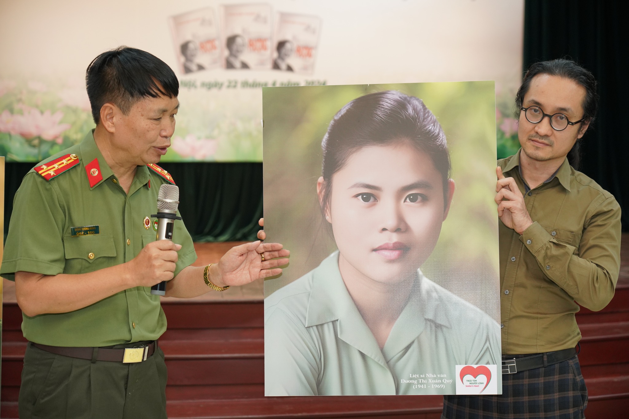 Phục dựng di ảnh nhà văn Nguyễn Đình Thi, Dương Thị Xuân Quý và nhiều liệt sỹ bằng công nghệ AI- Ảnh 1.