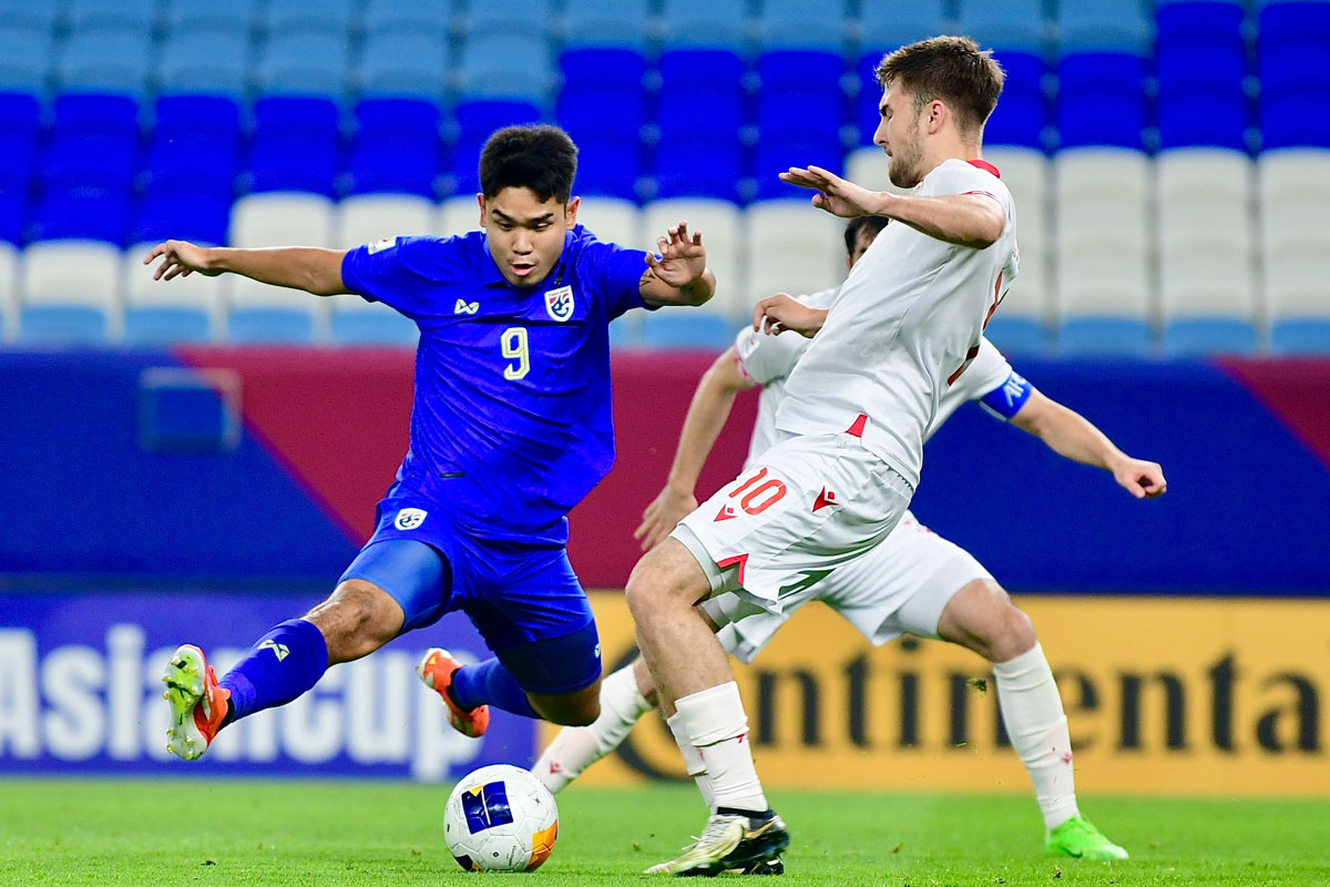 Thua U23 Tajikistan phút 90+1, U23 Thái Lan xếp bét bảng- Ảnh 2.