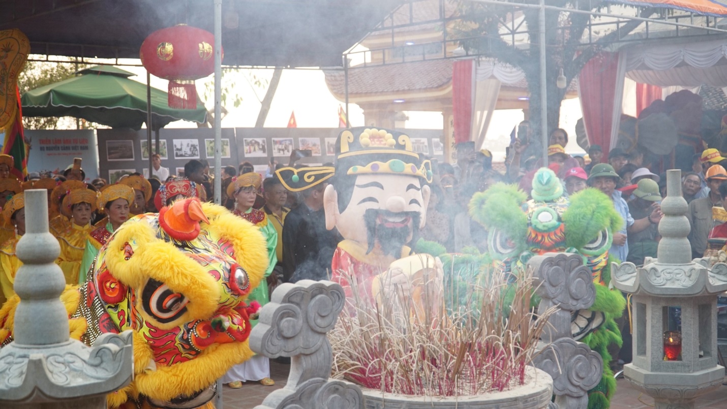 Lễ hội 10 năm tổ chức 1 lần gắn với dòng họ Nguyễn Cảnh nổi tiếng xứ Nghệ được công nhận Di sản văn hóa- Ảnh 3.