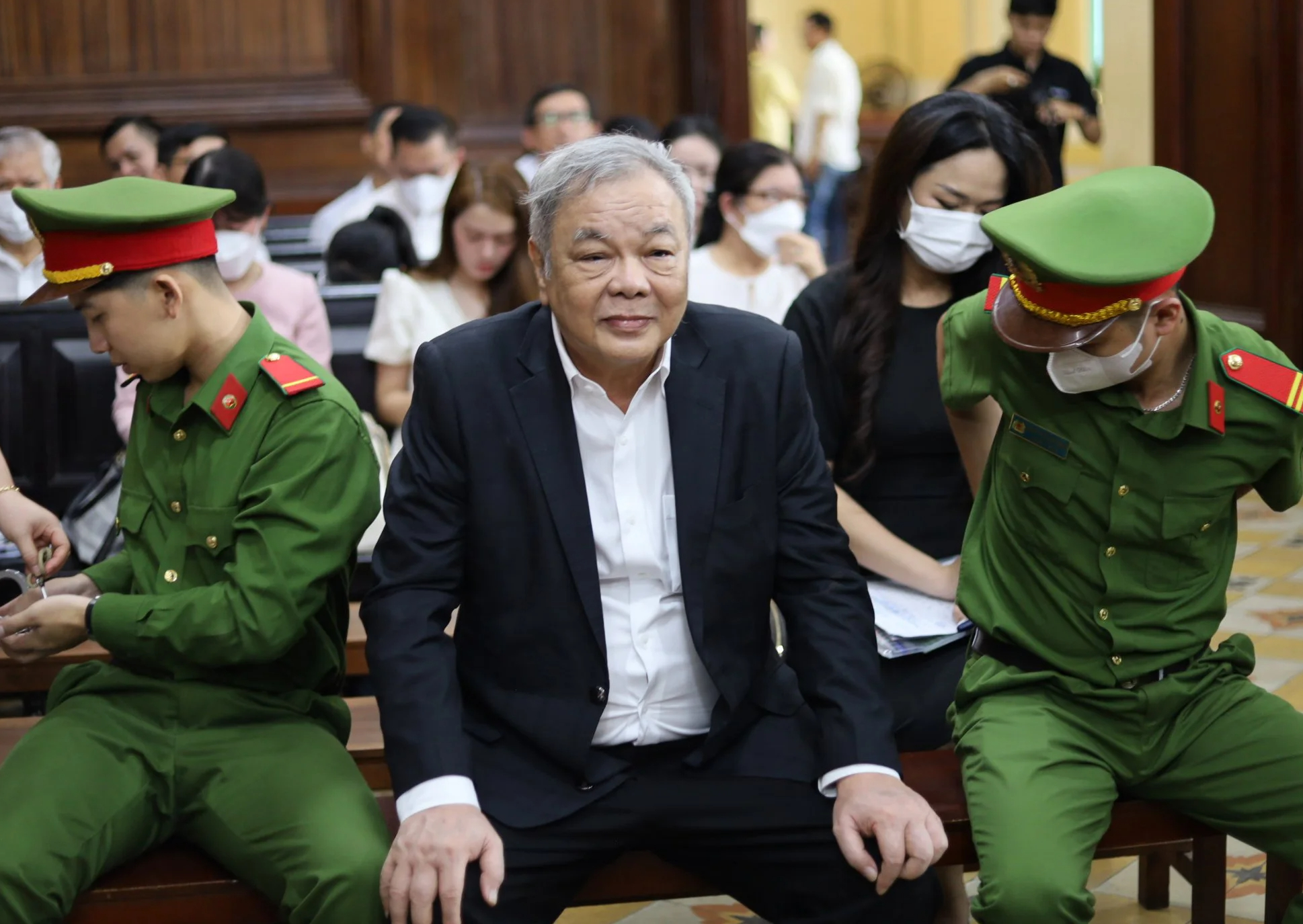 Bị cáo Trần Quí Thanh và con gái khai gì tại tòa?