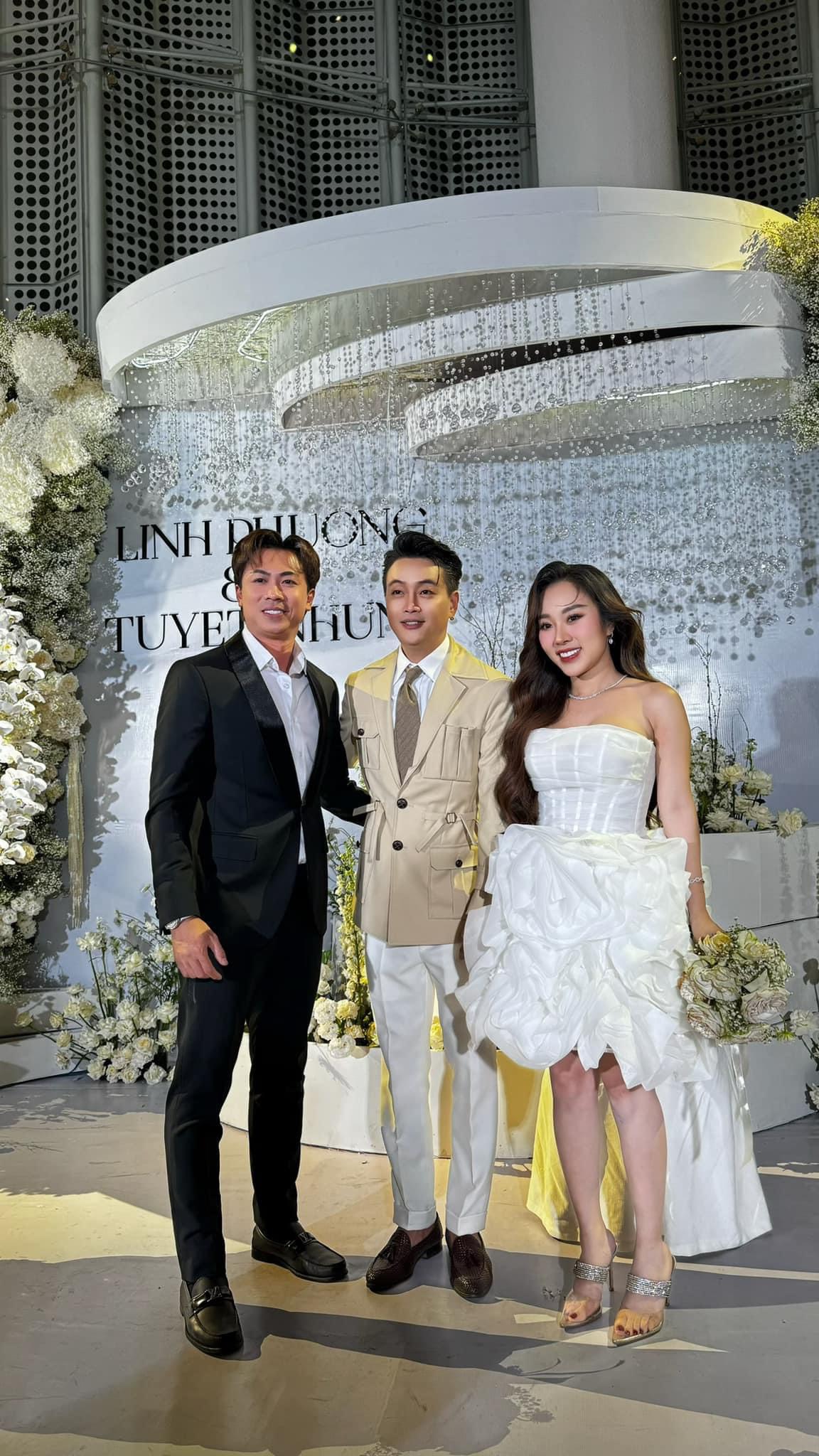 3 thành viên nhóm HKT hiếm hoi hội ngộ trong đám cưới TiTi- Ảnh 9.