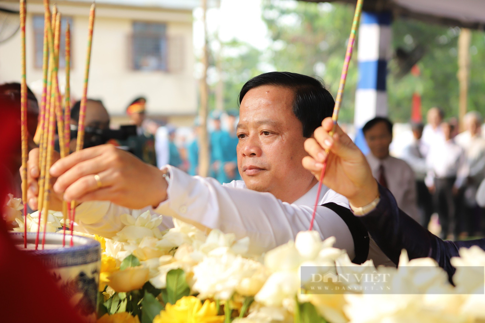 An táng hài cốt 7 liệt sĩ hy sinh tại Cao điểm 174: Điếu văn xúc động của Phó Chủ tịch tỉnh Bình Định- Ảnh 6.