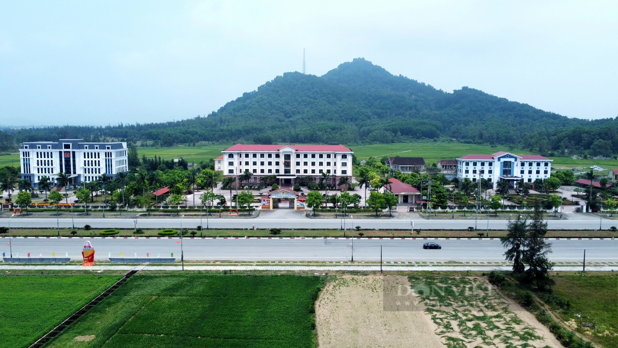Một huyện của Hà Tĩnh vừa đạt chuẩn nông thôn mới, sẽ bị xóa tên khỏi bản đồ hành chính- Ảnh 4.