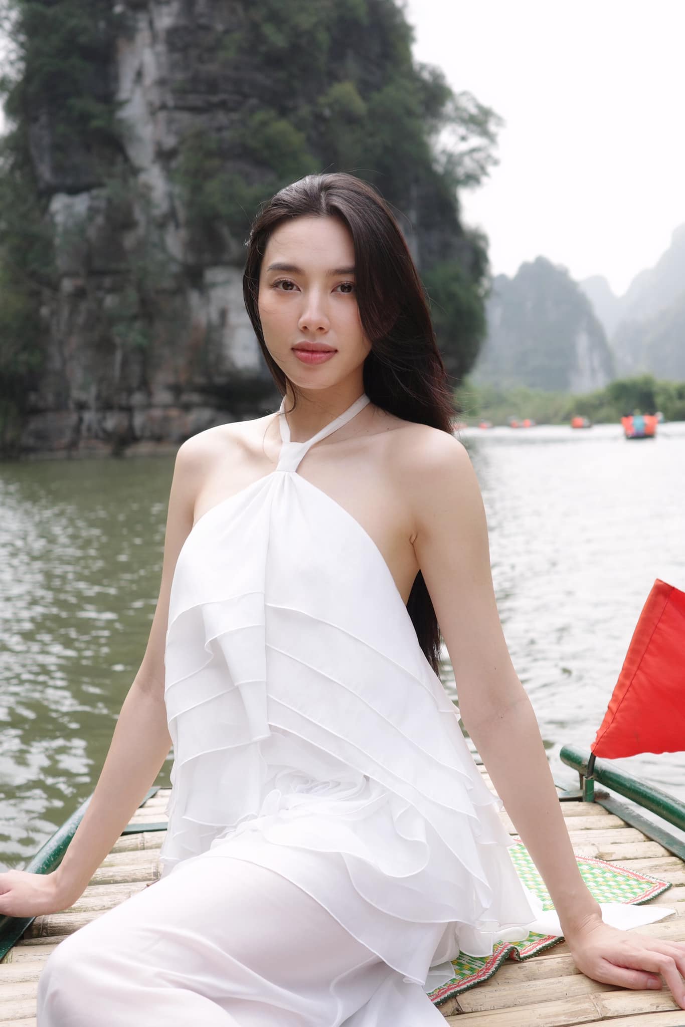 Nhan sắc xinh đẹp, quyến rũ của 4 Hoa hậu ngồi "ghế nóng" chấm thi Miss Grand Vietnam 2024- Ảnh 6.