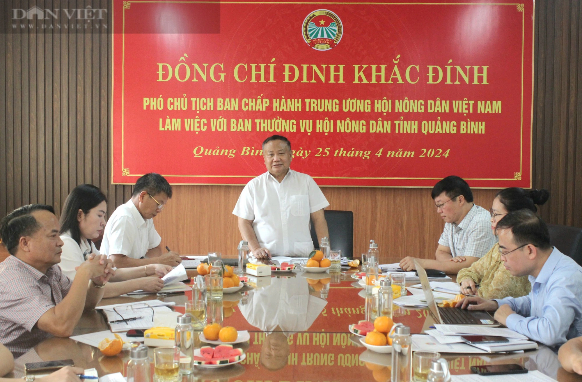 Phó Chủ tịch Hội NDVN Đinh Khắc Đính làm việc với Hội Nông dân Quảng Bình- Ảnh 1.
