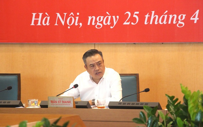 Chủ tịch Hà Nội: Phải lắng nghe, không để thiệt thòi với cán bộ dôi dư