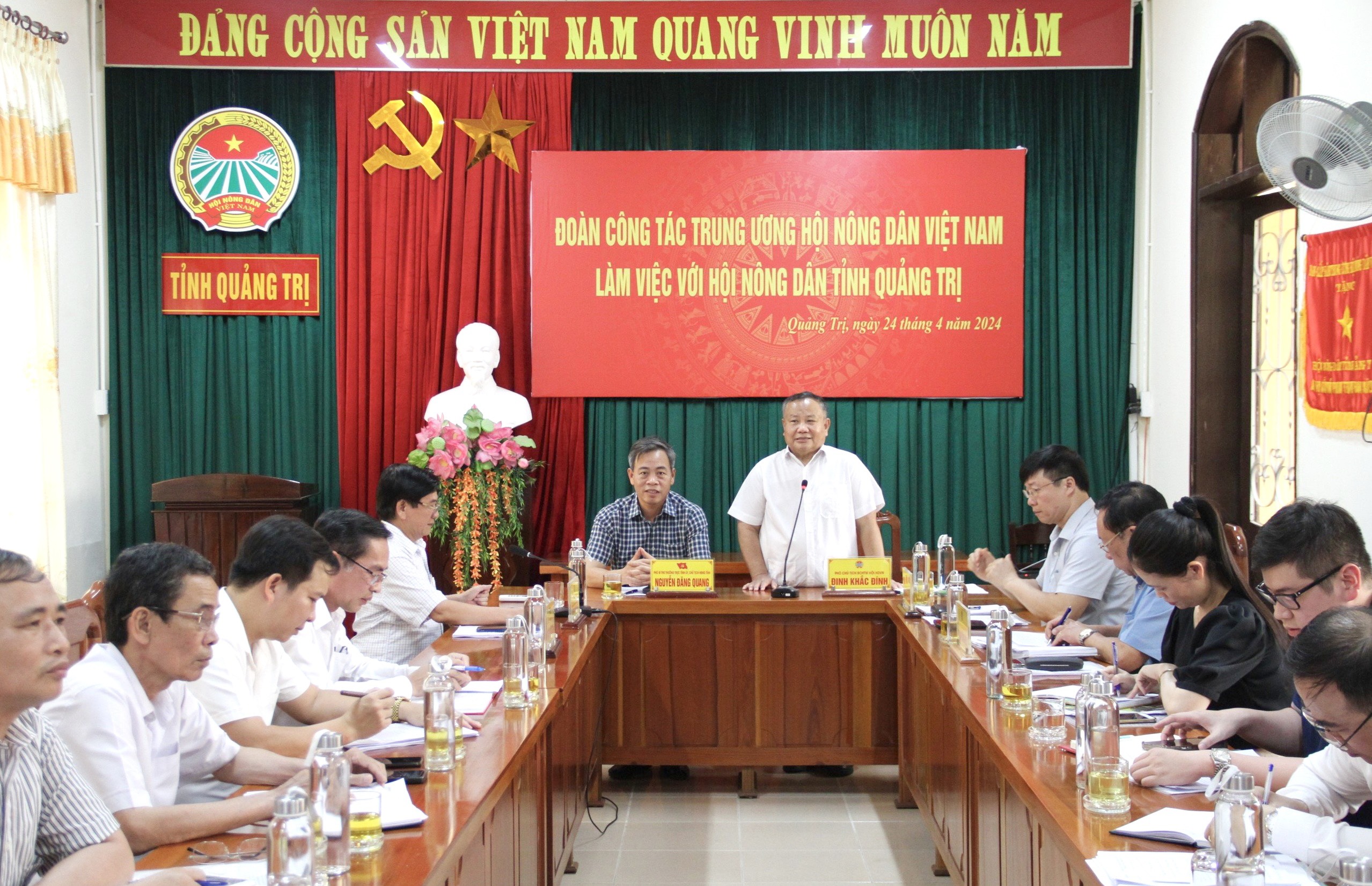 Trung ương Hội Nông dân Việt Nam làm việc với Hội Nông dân tỉnh Quảng Trị- Ảnh 1.