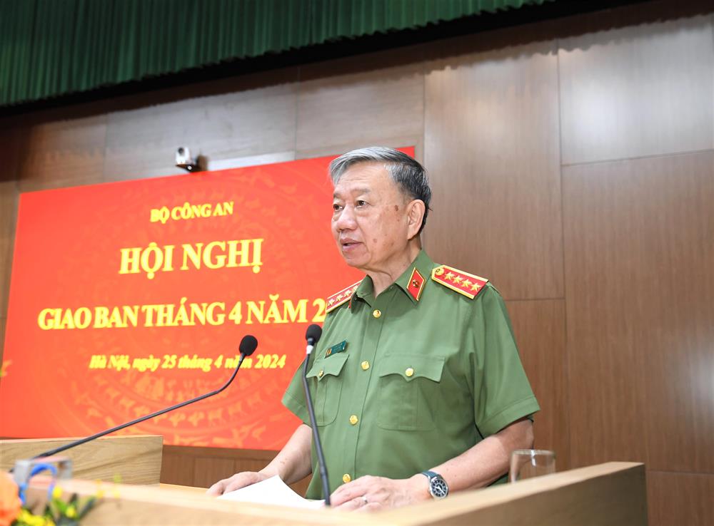 Bộ trưởng Bộ Công an Tô Lâm yêu cầu đẩy nhanh tiến độ giải quyết các vụ án thuộc Ban chỉ đạo Trung ương- Ảnh 1.