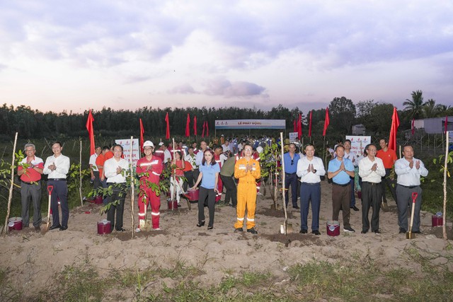 Petrovietnam phát động trồng cây phục hồi rừng trên đất ngập nước- Ảnh 5.