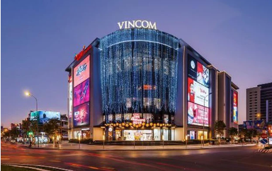Doanh thu quý I/2024 của Vincom Retail đạt 2.255 tỷ đồng, dự kiến khai trương thêm 6 trung tâm thương mại mới- Ảnh 1.