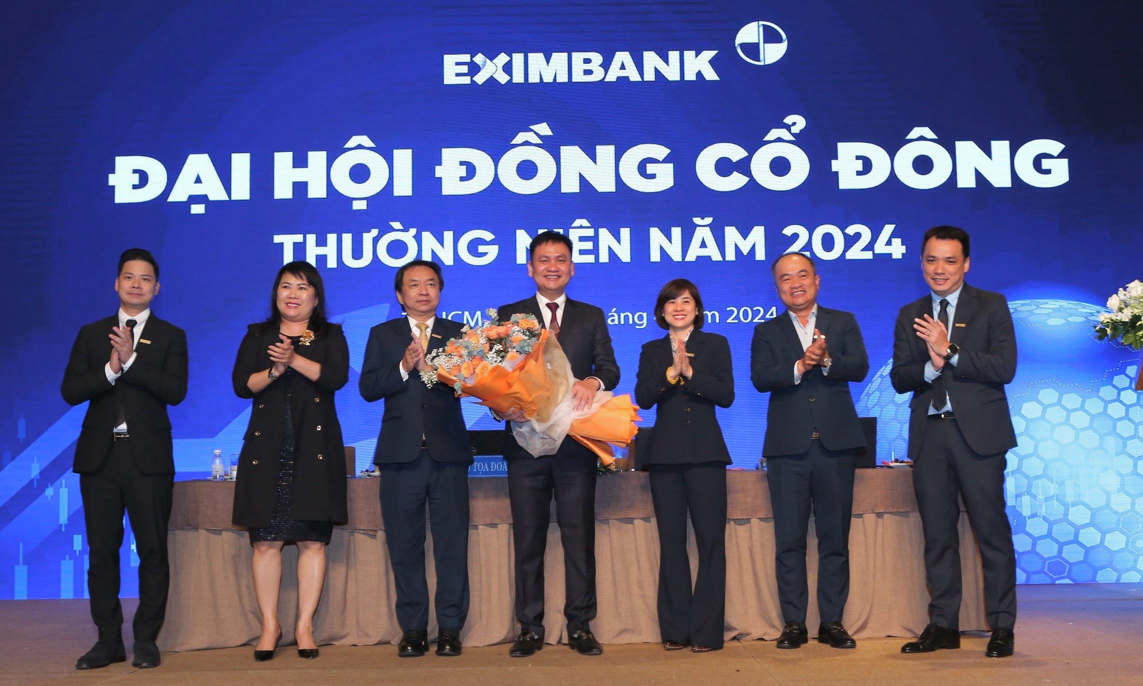 Ngân hàng Eximbank tổ chức thành công Đại hội cổ đông thường niên 2024- Ảnh 3.