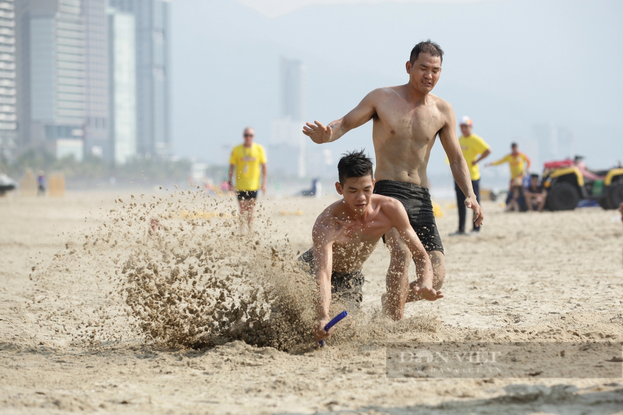 Cứu hộ viên quốc tế tranh tài gay cấn tại bãi biển Đà Nẵng- Ảnh 6.