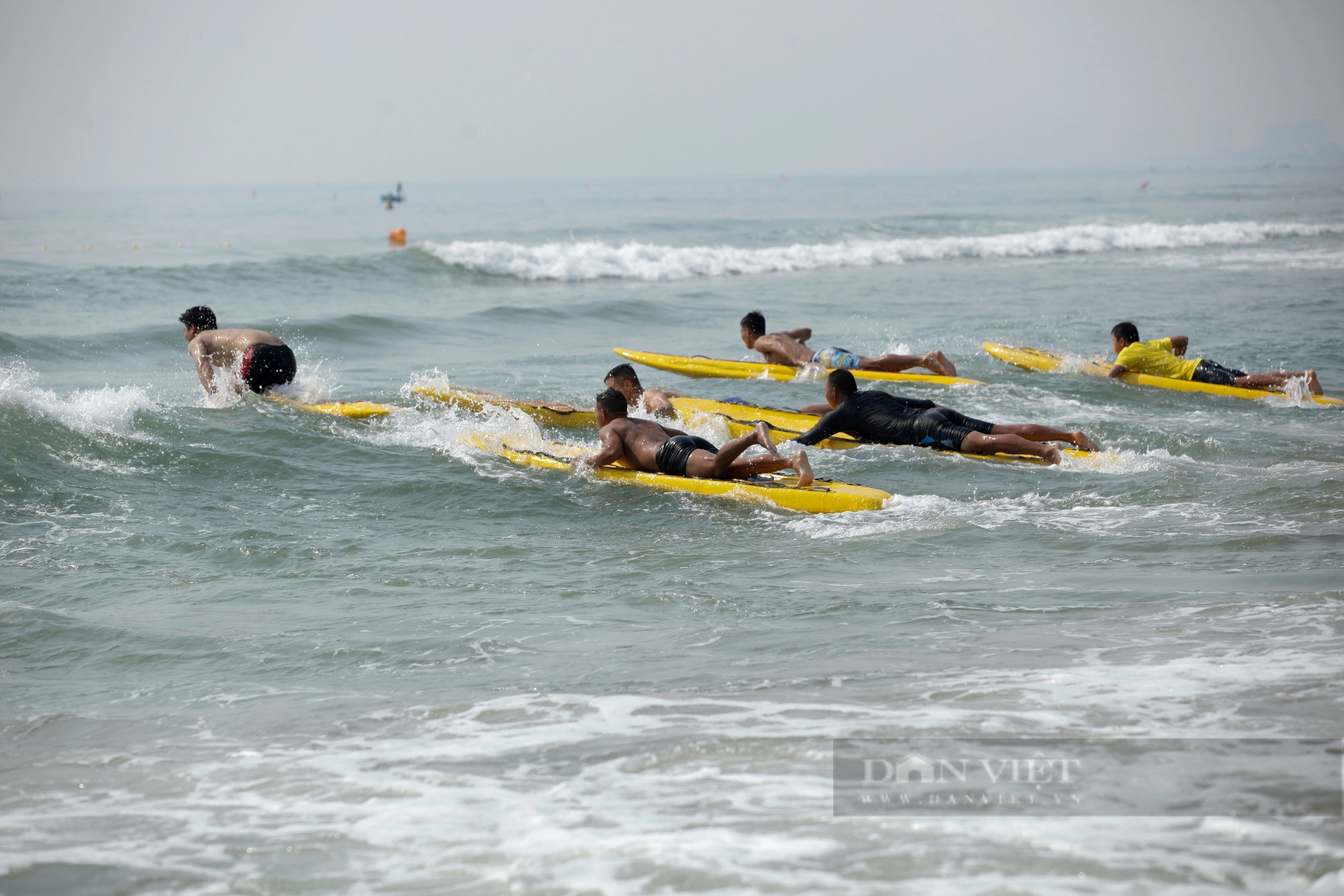 Cứu hộ viên quốc tế tranh tài gay cấn tại bãi biển Đà Nẵng- Ảnh 7.