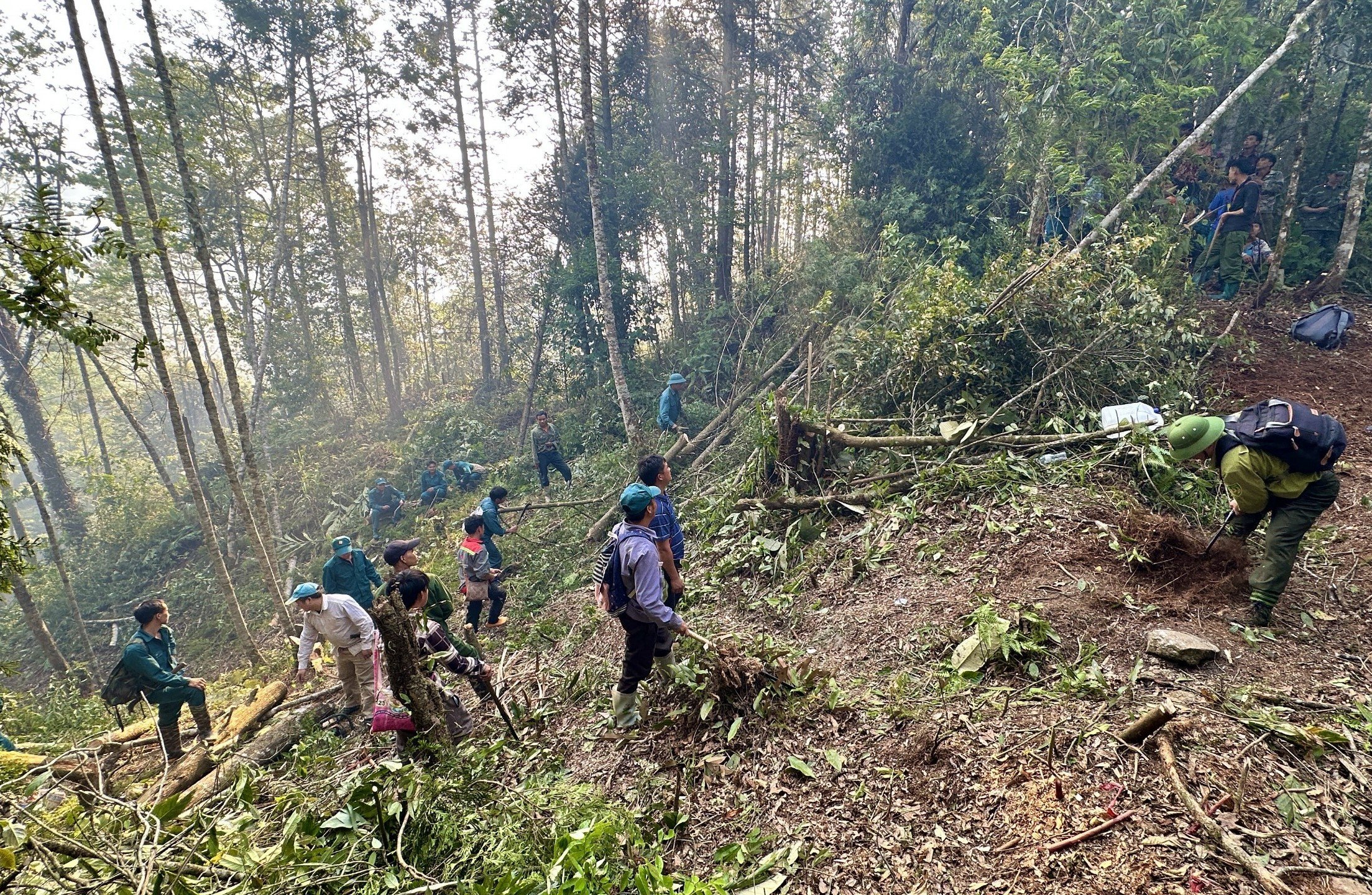 Cháy rừng ở Hà Giang khiến 2 cán bộ kiểm lâm tử vong- Ảnh 2.