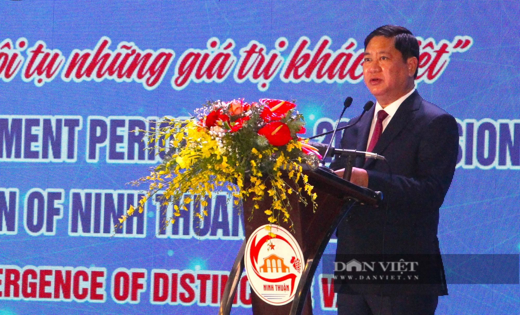 Thủ tướng Phạm Minh Chính: Ninh Thuận phải trở thành nơi đáng để đầu tư, đáng để cống hiến và đáng sống- Ảnh 4.