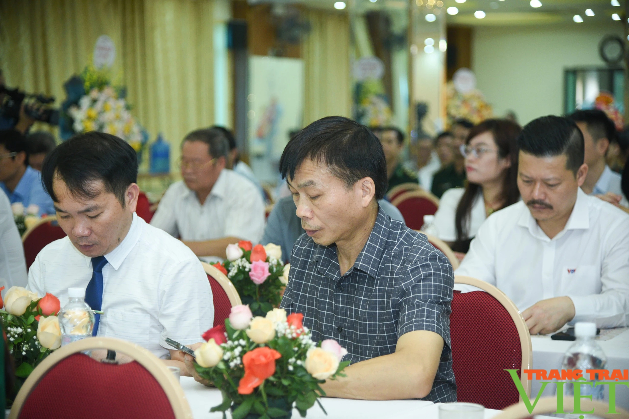 Báo Nông Thôn Ngày Nay chung tay vì sự nghiệp xóa nghèo trên địa bàn tỉnh Sơn La- Ảnh 6.