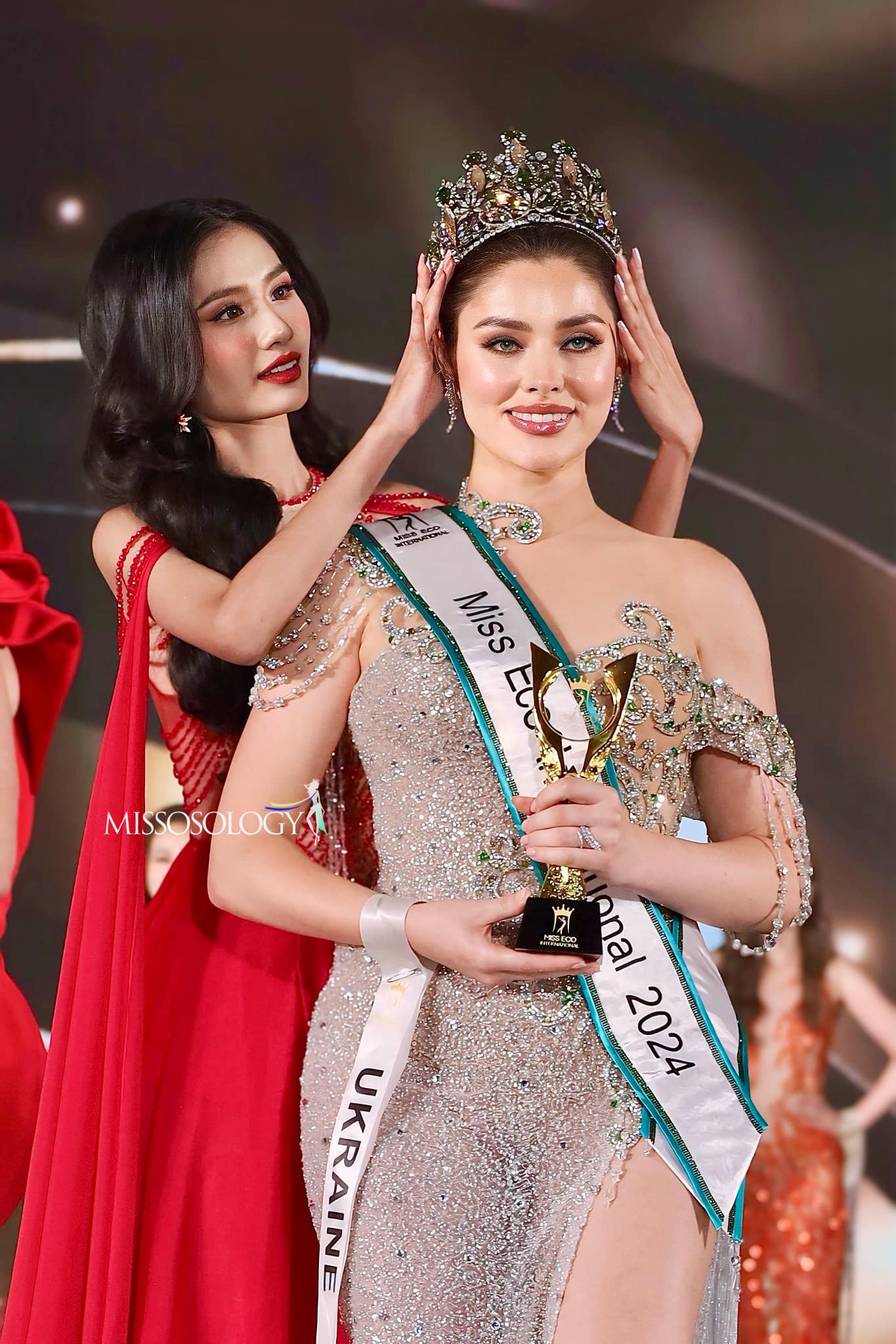 Hoa hậu Nguyễn Thanh Hà: "Chiến thắng tại một cuộc thi là điều mà tôi rất tự hào"- Ảnh 2.