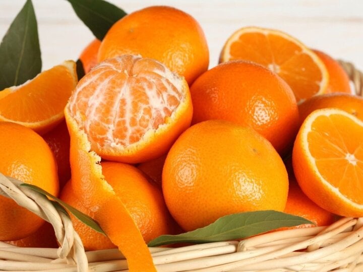 Nên ăn bao nhiêu quả cam một ngày?- Ảnh 2.