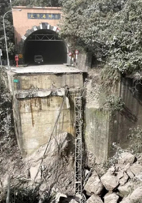 Đài Loan chạy đua với thời gian cứu người mắc kẹt trong đường hầm sau động đất kinh hoàng- Ảnh 3.