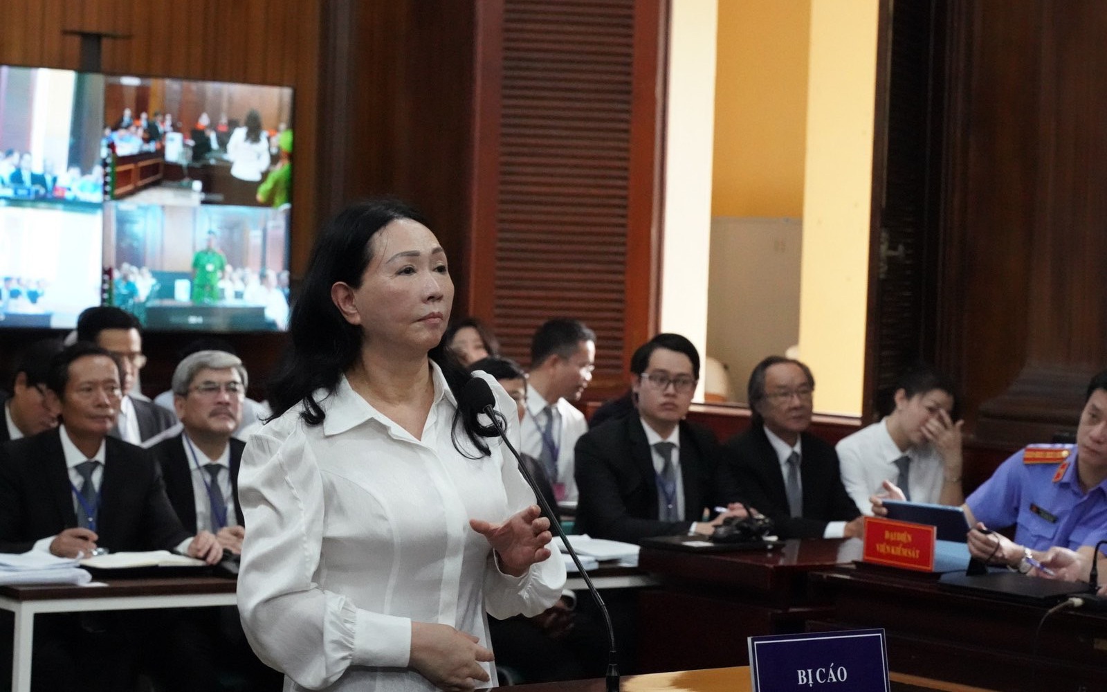 Vụ Vạn Thịnh Phát: Bị cáo Trương Mỹ Lan nói lời sau cùng trong nước mắt