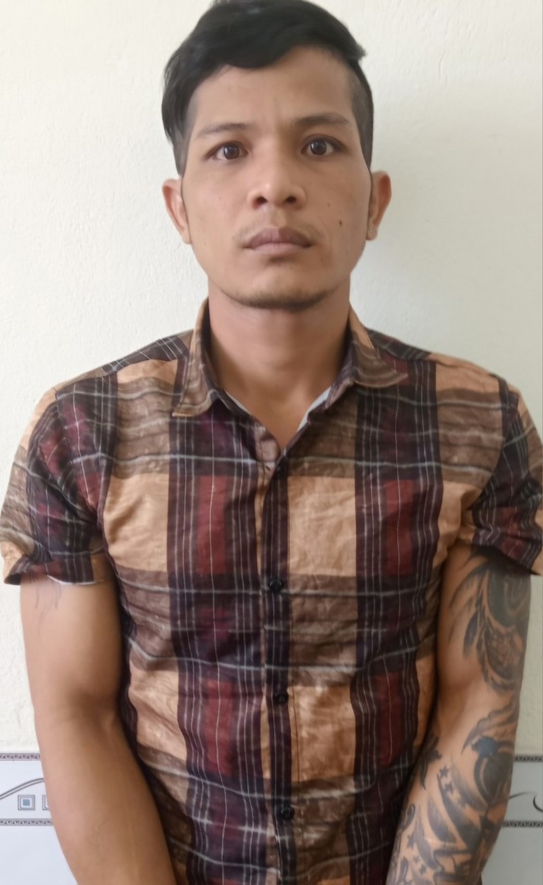 Hai tên nghiện ma túy đột nhập nhà Phó Bí thư thị trấn ở Cà Mau trộm két sắt- Ảnh 1.