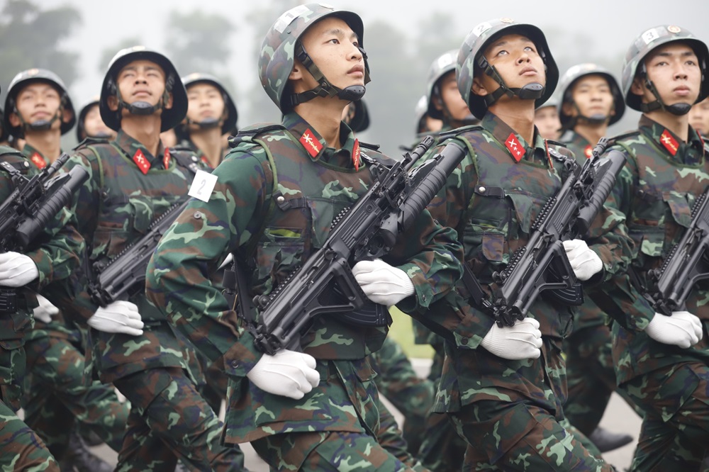 Đại tướng Phan Văn Giang: Vũ khí cá nhân mới của quân đội tốt hơn AK47- Ảnh 3.