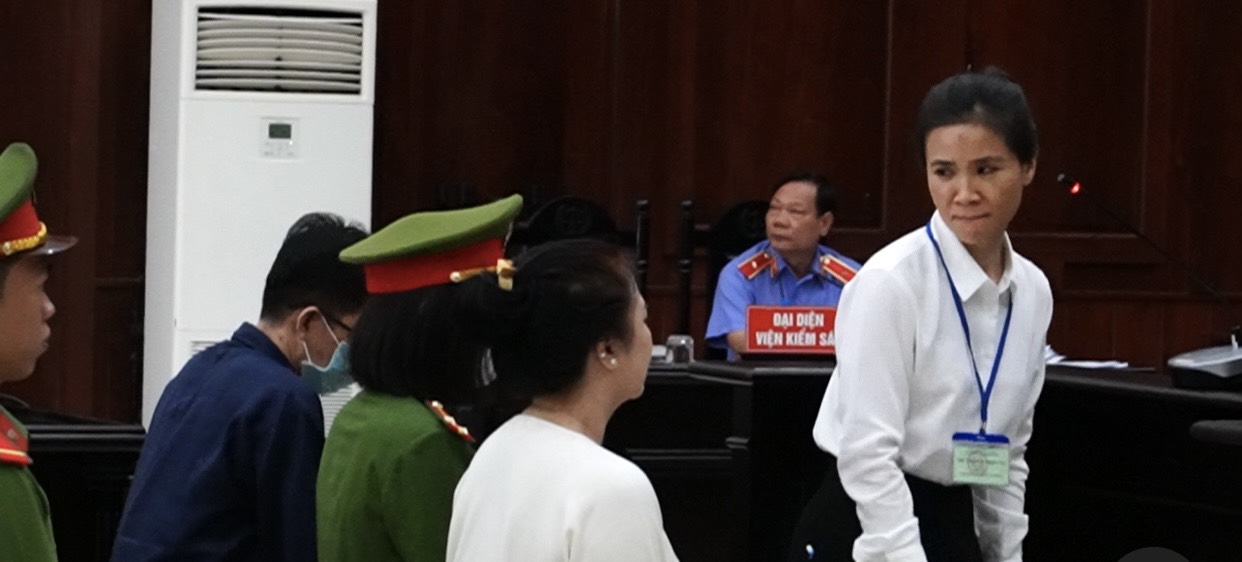 Các bị cáo liên quan đến vụ án bà Nguyễn Phương Hằng được giảm án- Ảnh 1.