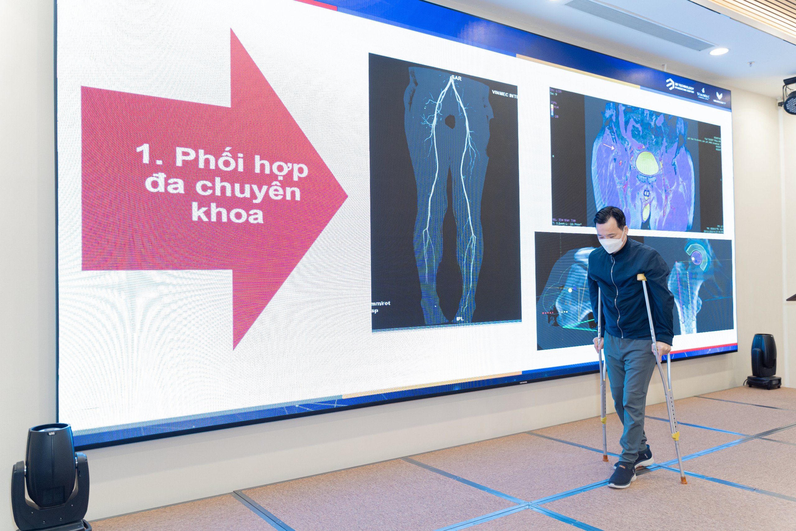 Từ năm 2022, Vinmec đã phối hợp với VinUni sử dụng công nghệ 3D thực hiện thành công khoảng 200 ca phẫu thuật trong lĩnh vực Chấn thương chỉnh hình.