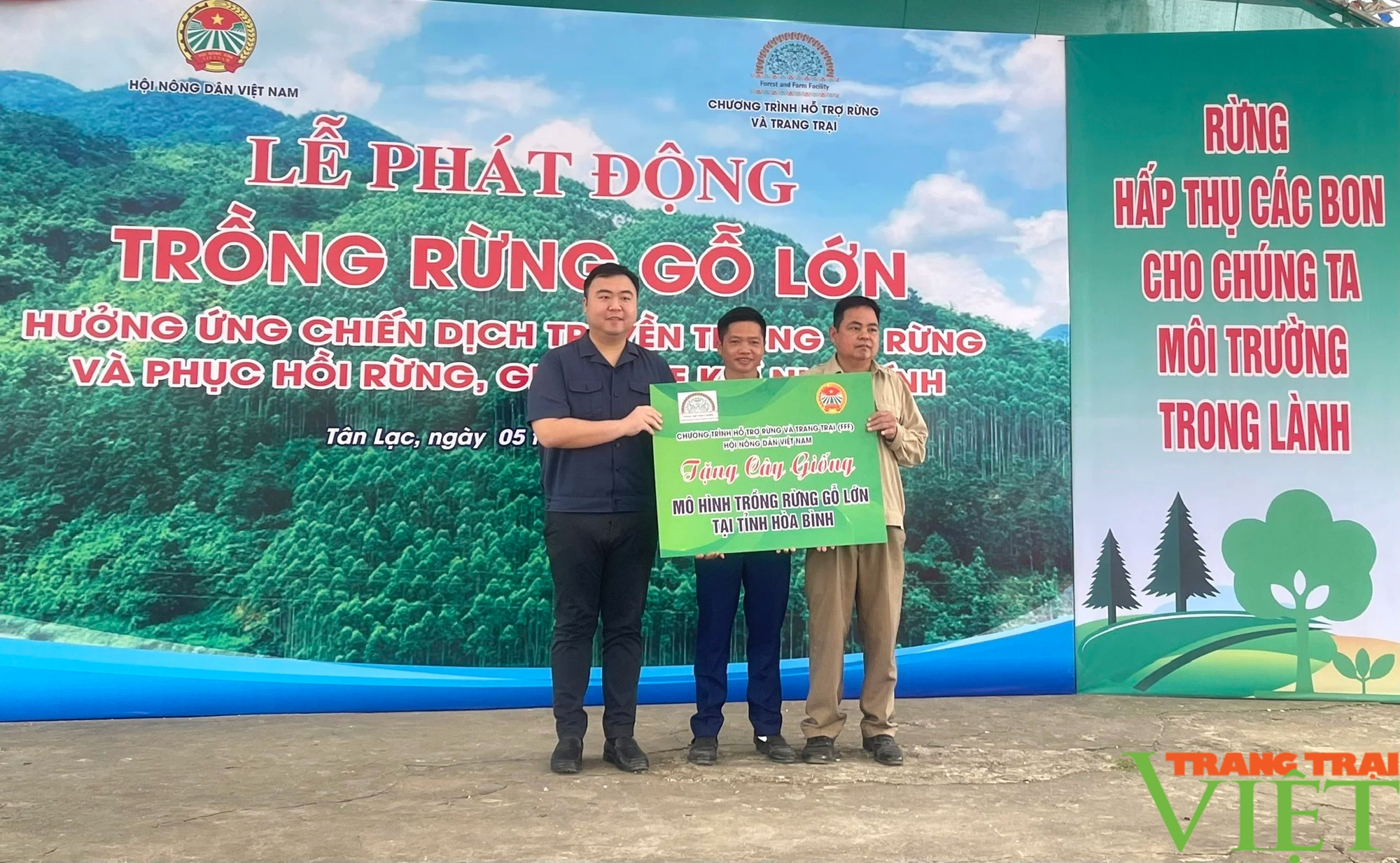 Hội Nông dân tỉnh Hòa Bình hưởng ứng chiến dịch truyền thông về rừng và phục hồi rừng giảm nhẹ khí nhà kính- Ảnh 1.