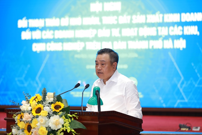 Đối thoại tháo gỡ khó khăn cho doanh nghiệp, Chủ tịch Hà Nội bày tỏ ngưỡng mộ điều gì?- Ảnh 2.