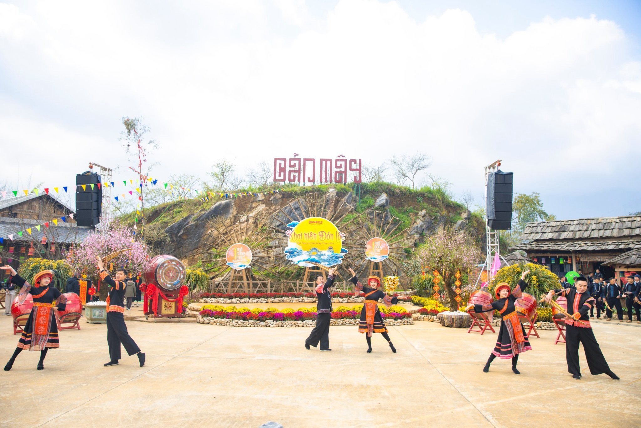 Ngày hội Sa Pa tại Hà Nội: Sun World Fansipan Legend tặng hàng trăm vé cáp treo, tàu hỏa leo núi- Ảnh 2.