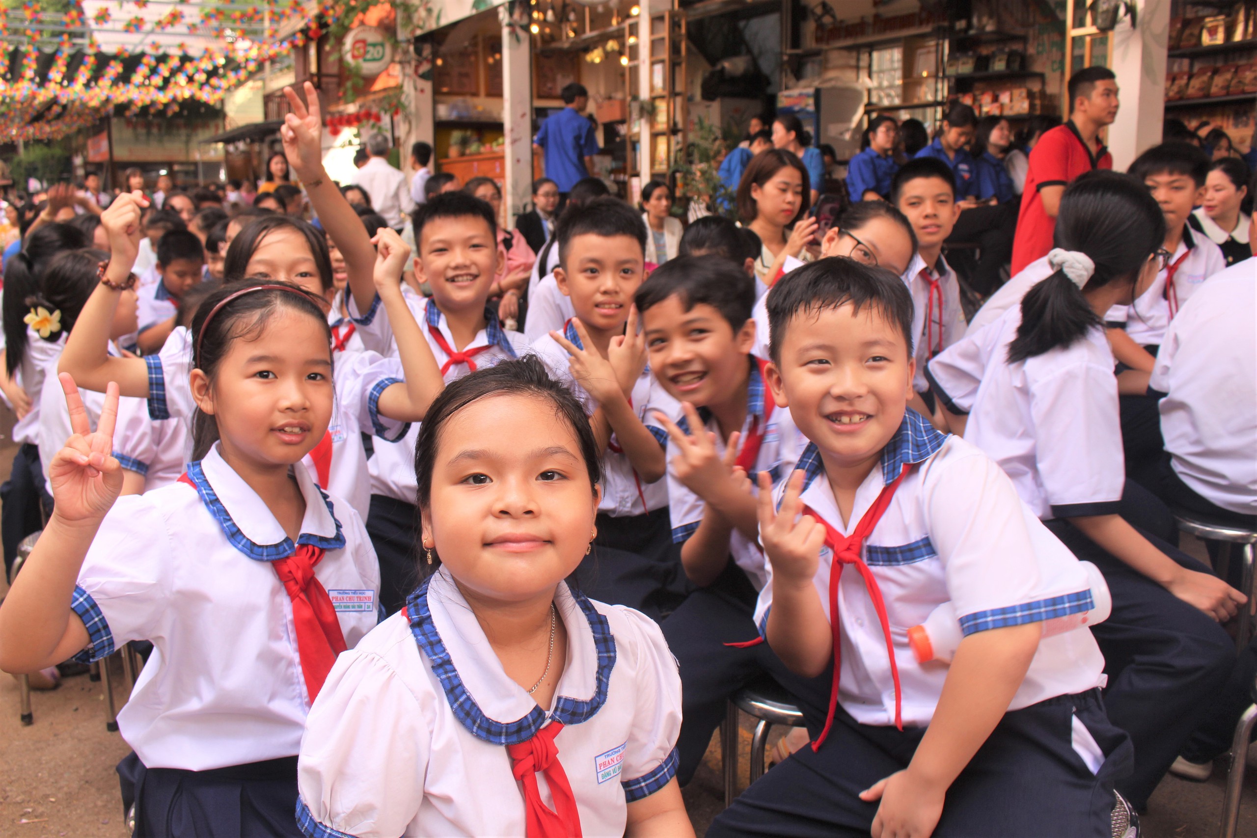 Sôi nổi các hoạt động hưởng ứng Ngày Sách và Văn hóa đọc năm 2024 tại Đắk Lắk- Ảnh 14.