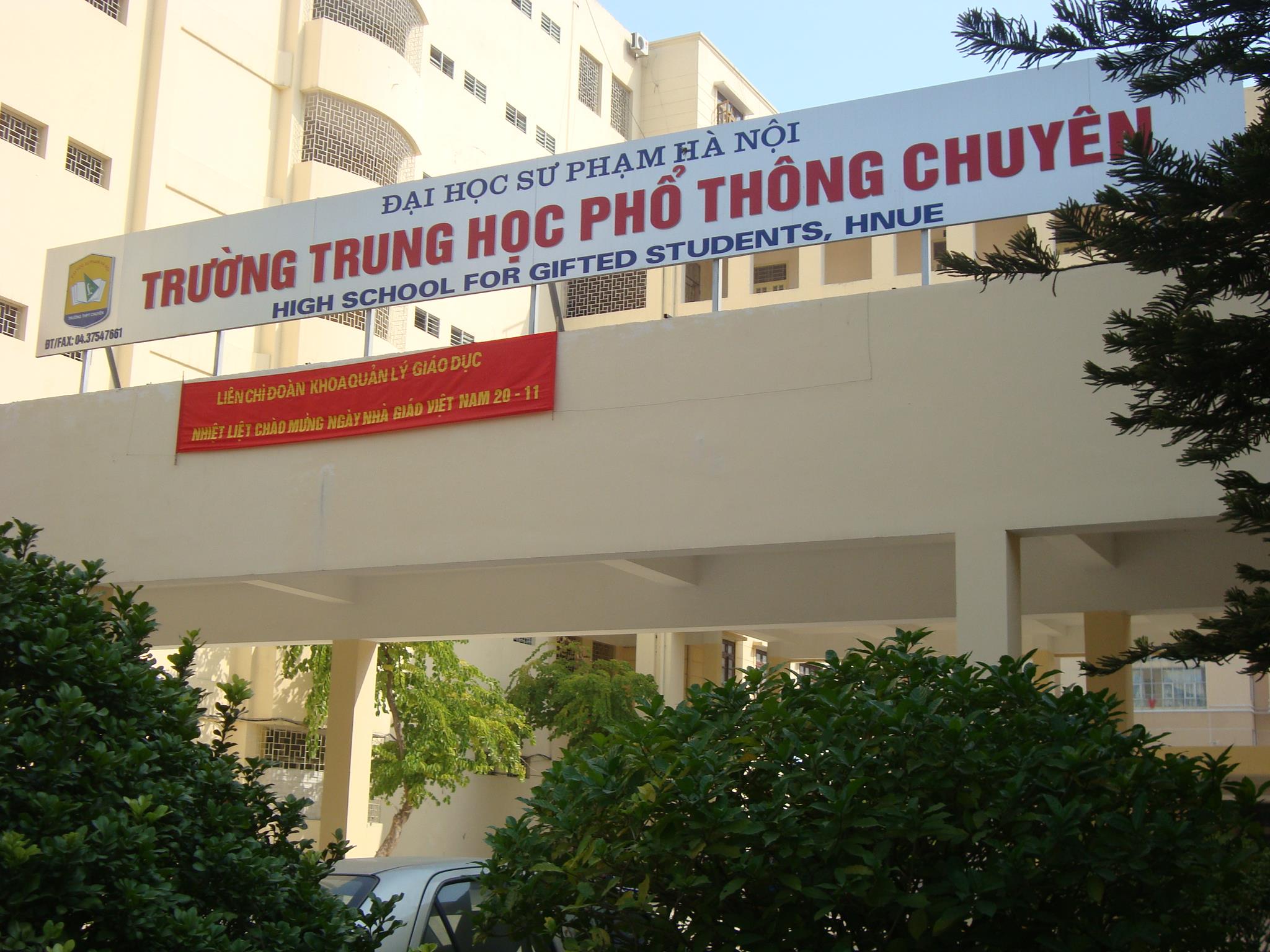 Trường THPT Chuyên Đại học Sư phạm tuyển 420 chỉ tiêu vào lớp 10, học phí sẽ thay đổi- Ảnh 1.