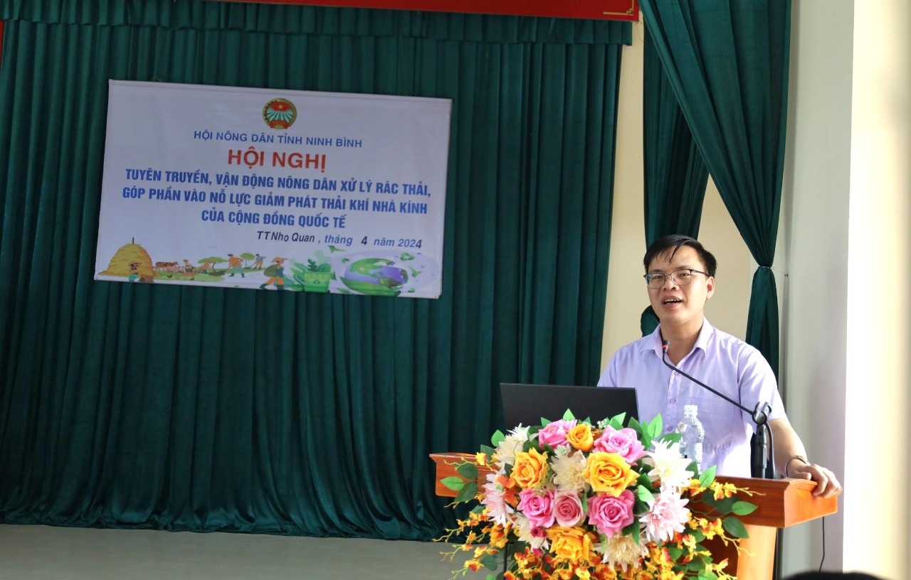 Ninh Bình: Tuyên truyền xử lý rác thải thân thiện với môi trường cho 100 cán bộ, hội viên nông dân- Ảnh 2.