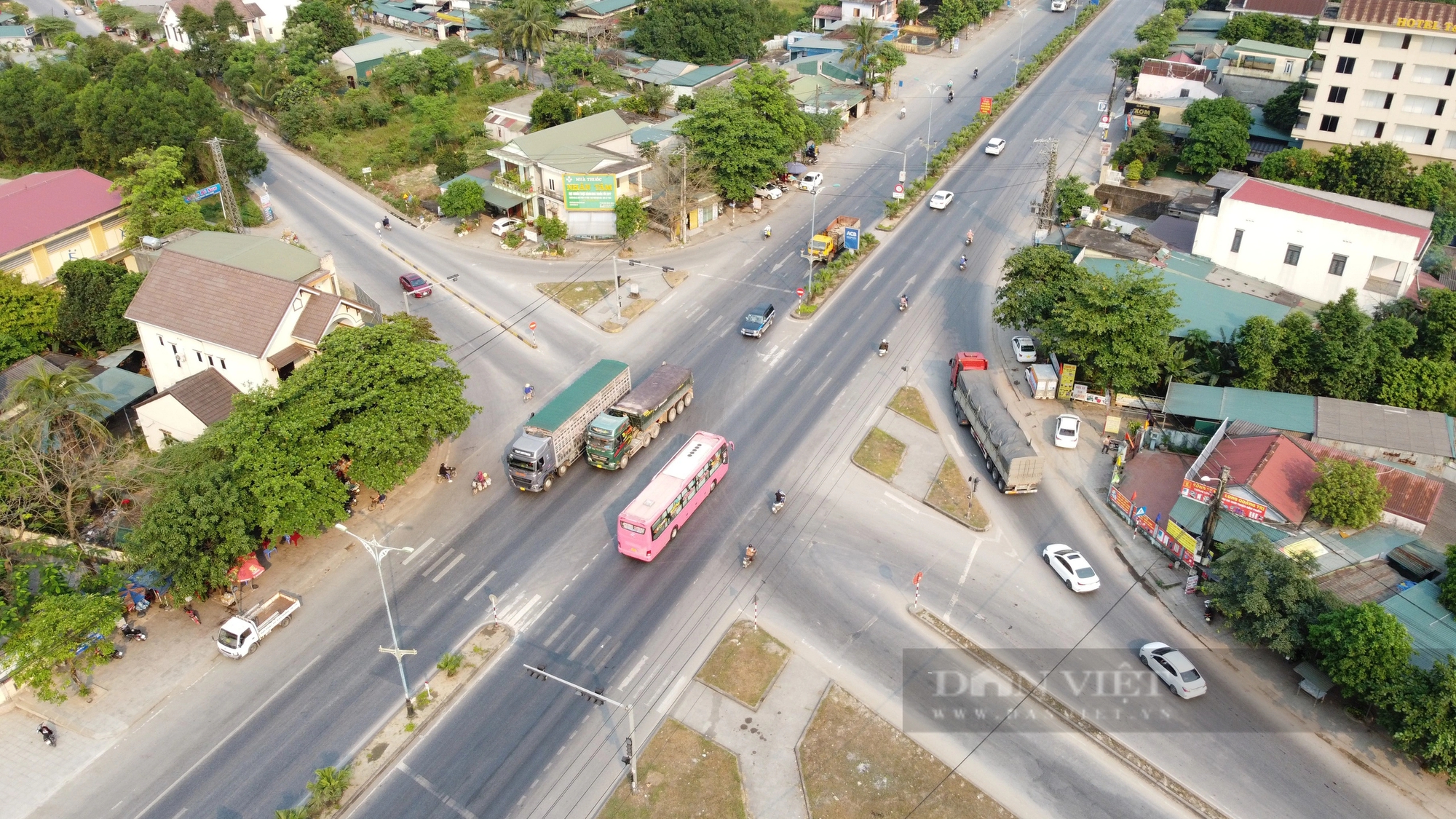 Cấm xe tải nặng vào cao tốc Cam Lộ - La Sơn: Tình hình quốc lộ 1A qua Quảng Trị như thế nào?- Ảnh 4.