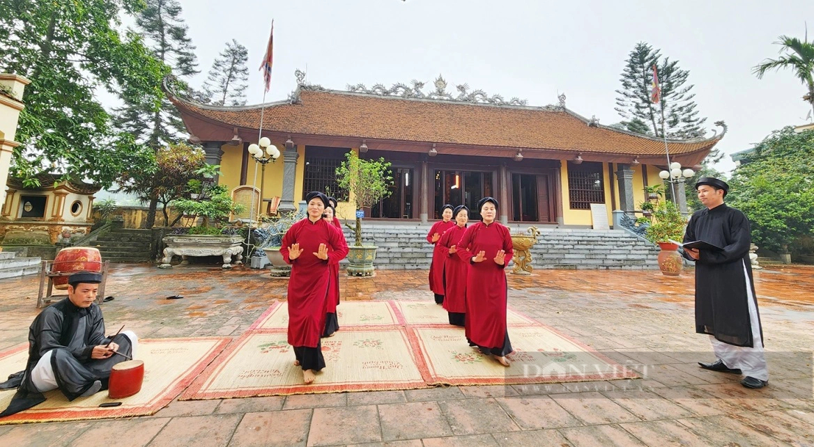 Trung du Phú Thọ rộn ràng trước ngày hội Giỗ Tổ Hùng Vương 2024- Ảnh 2.