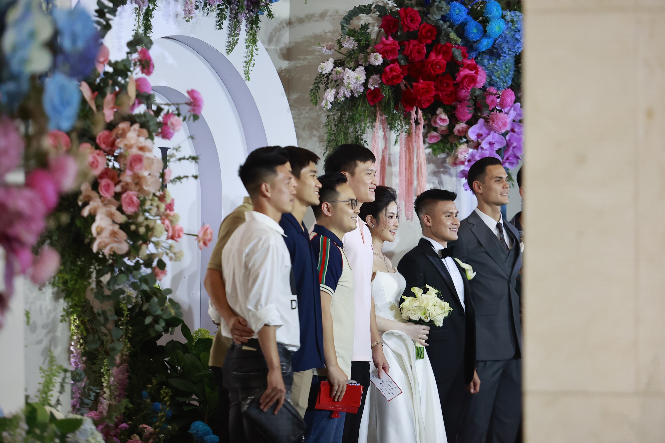 Dàn sao quy tụ trong đám cưới Quang Hải - Chu Thanh Huyền- Ảnh 10.