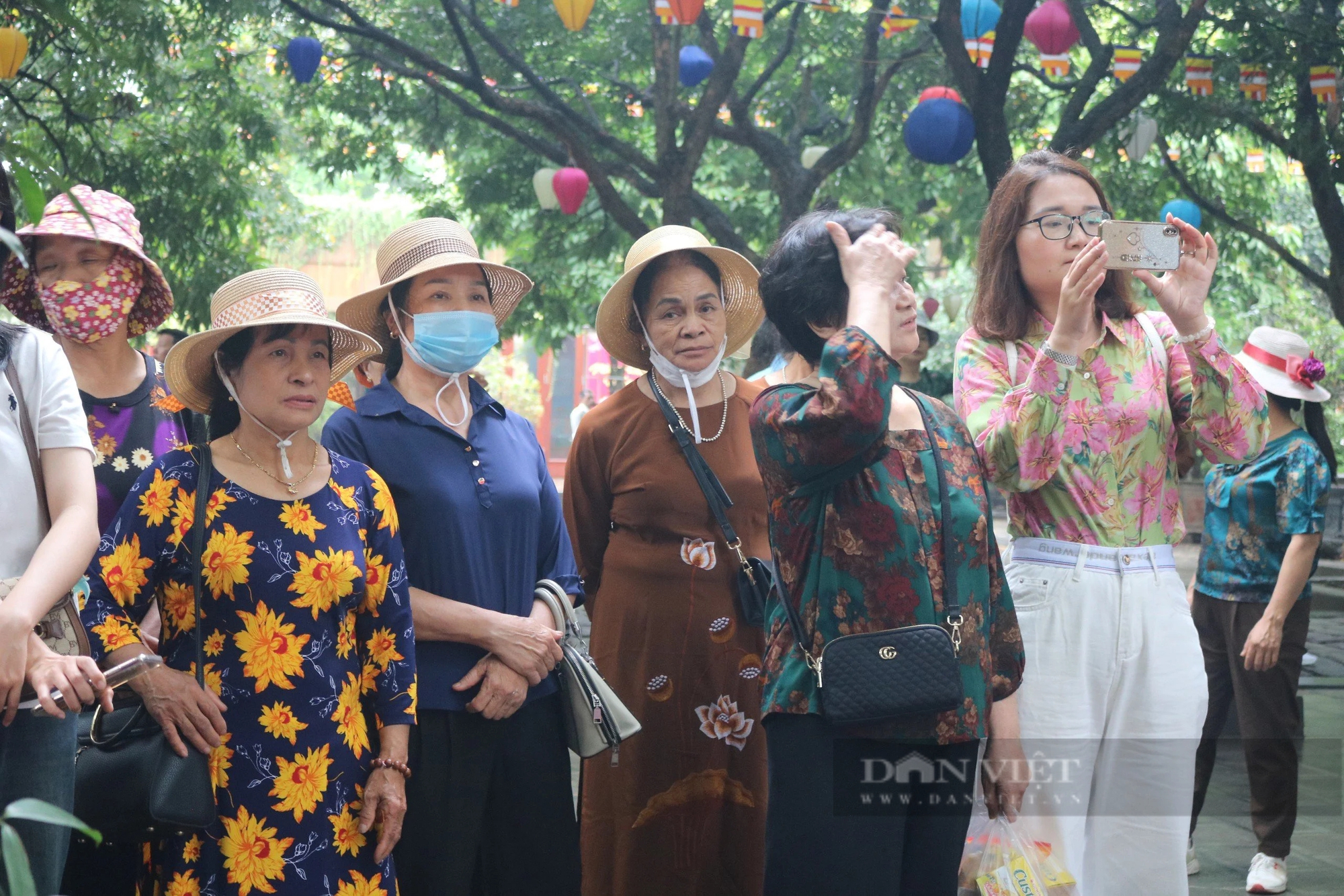 Bắc Ninh: Trình diễn nghệ thuật dân gian truyền thống tại di tích quốc gia đặc biệt- Ảnh 7.