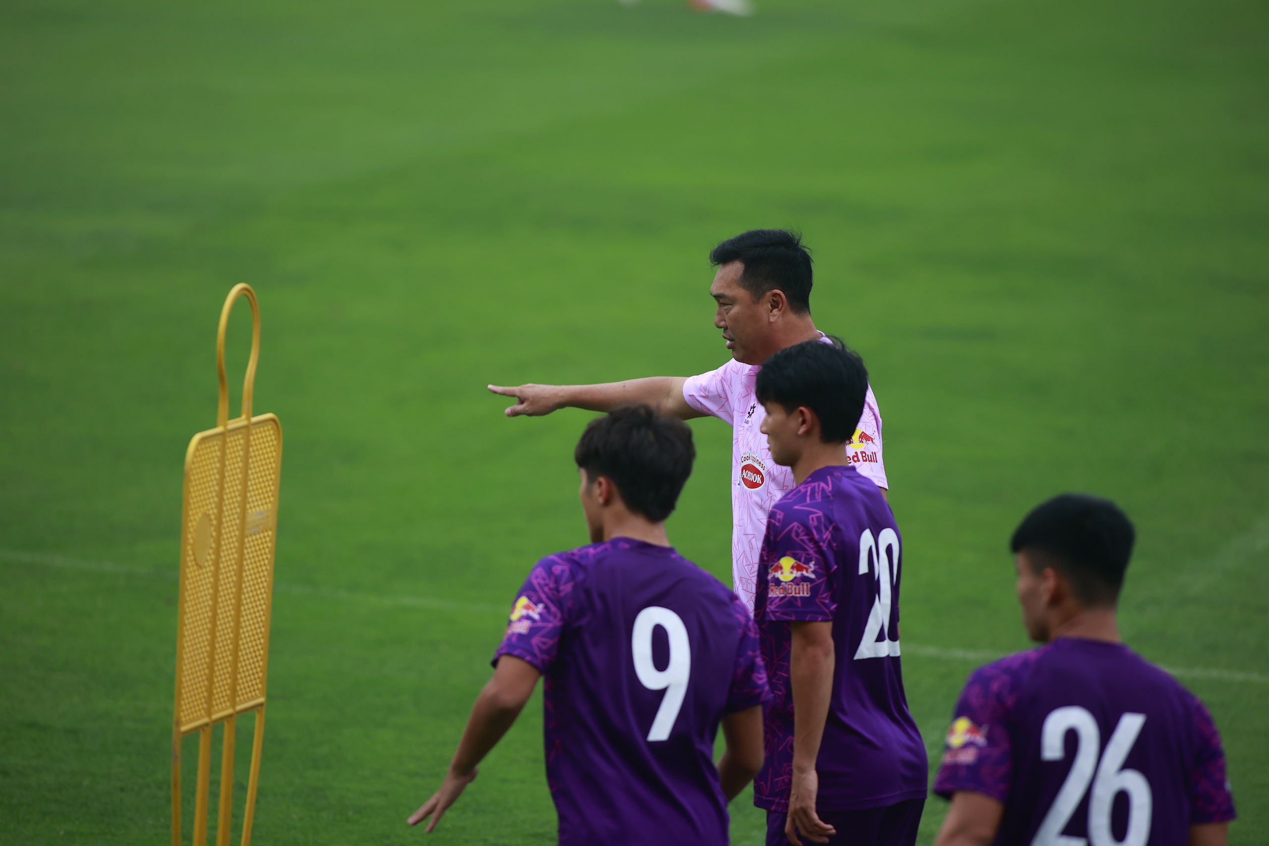 ĐT U23 Việt Nam tổn thất lực lượng trước ngày lên đường đi Qatar- Ảnh 6.