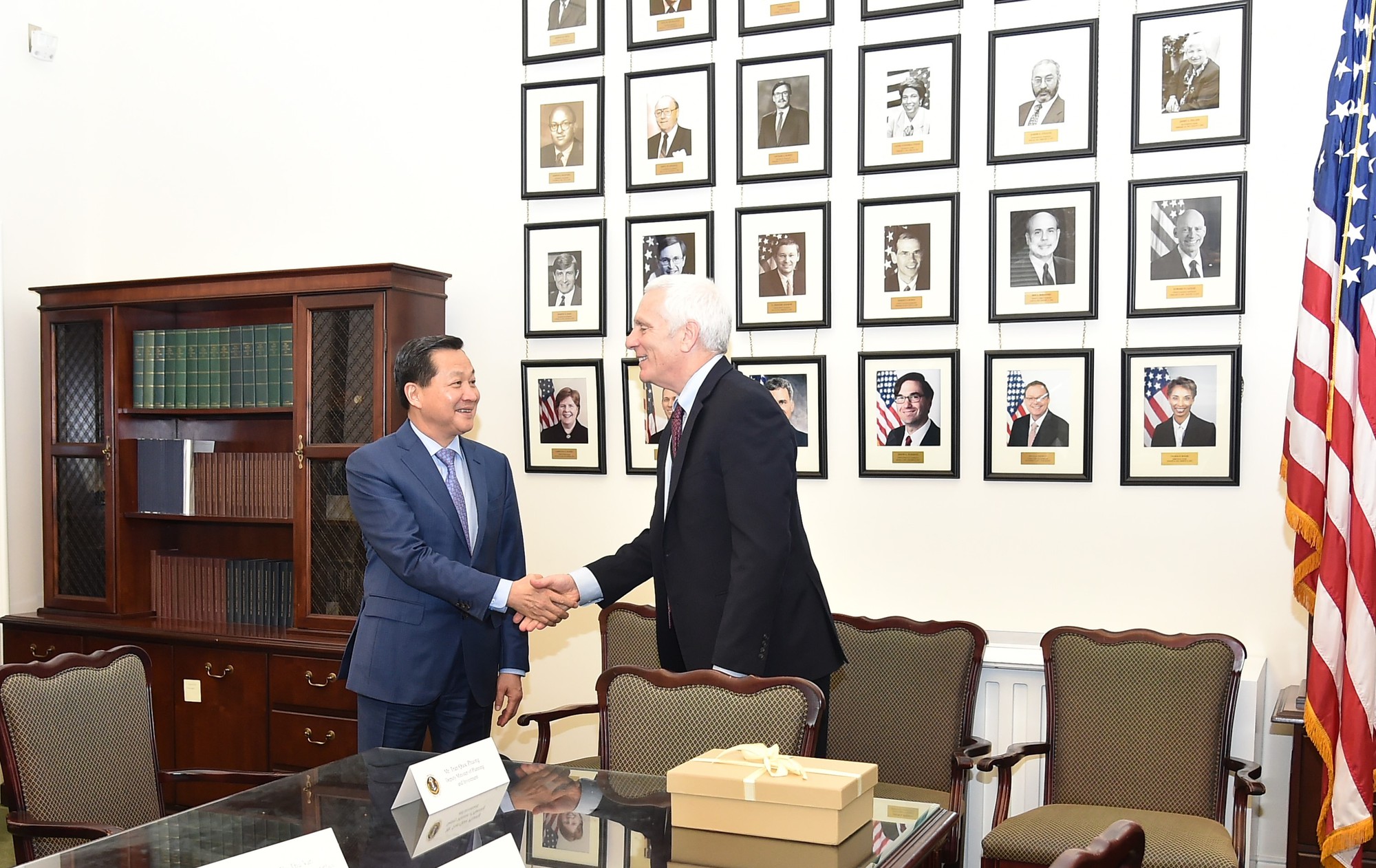 Phó Thủ tướng Lê Minh Khái trao đổi với giới chức và doanh nghiệp Mỹ tăng cường hợp tác thúc đẩy kinh tế- Ảnh 2.