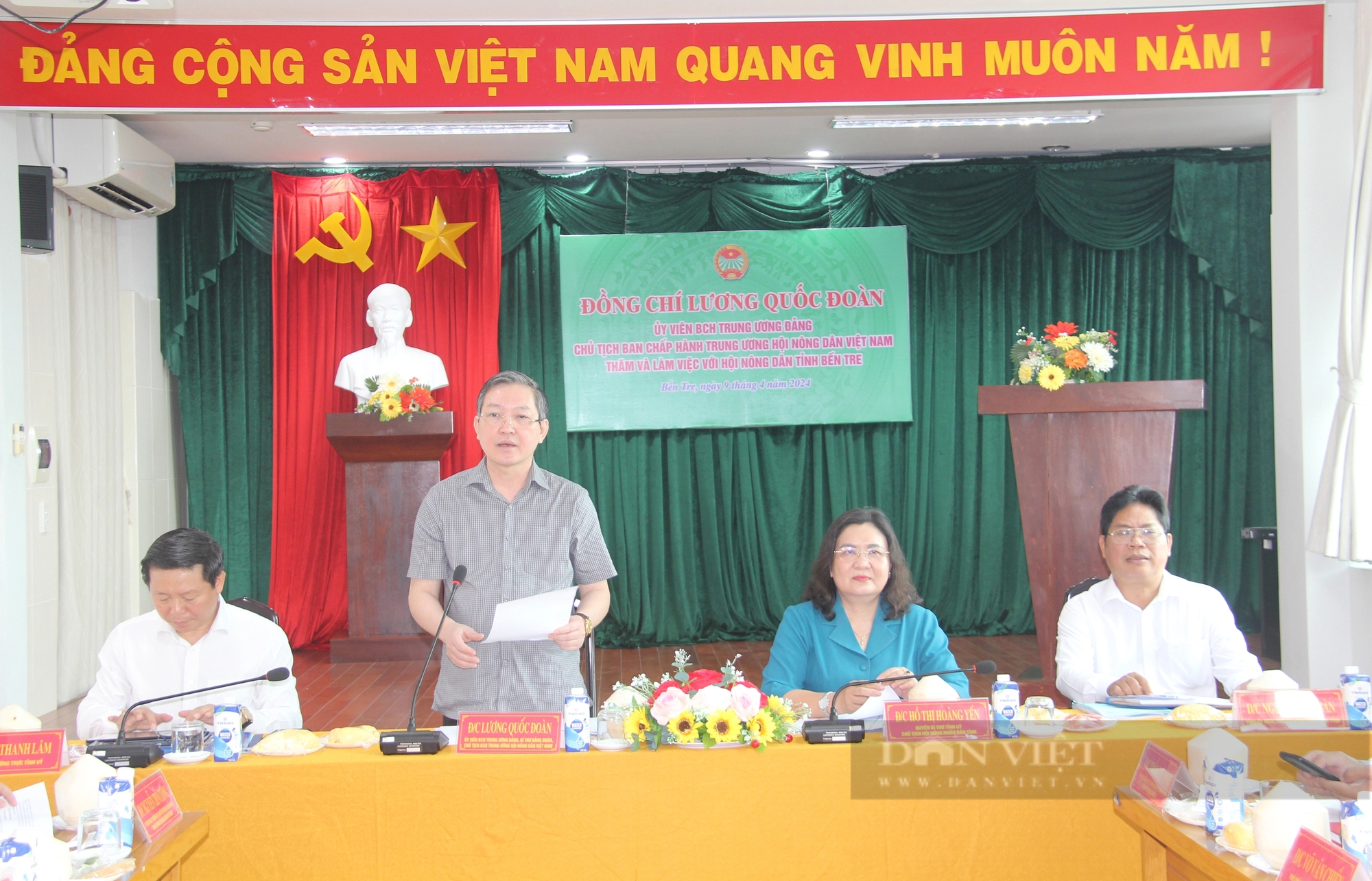 Làm việc tại Bến Tre, Chủ tịch Hội NDVN Lương Quốc Đoàn quan tâm, khen ngợi Câu lạc bộ Nông dân tỷ phú- Ảnh 1.