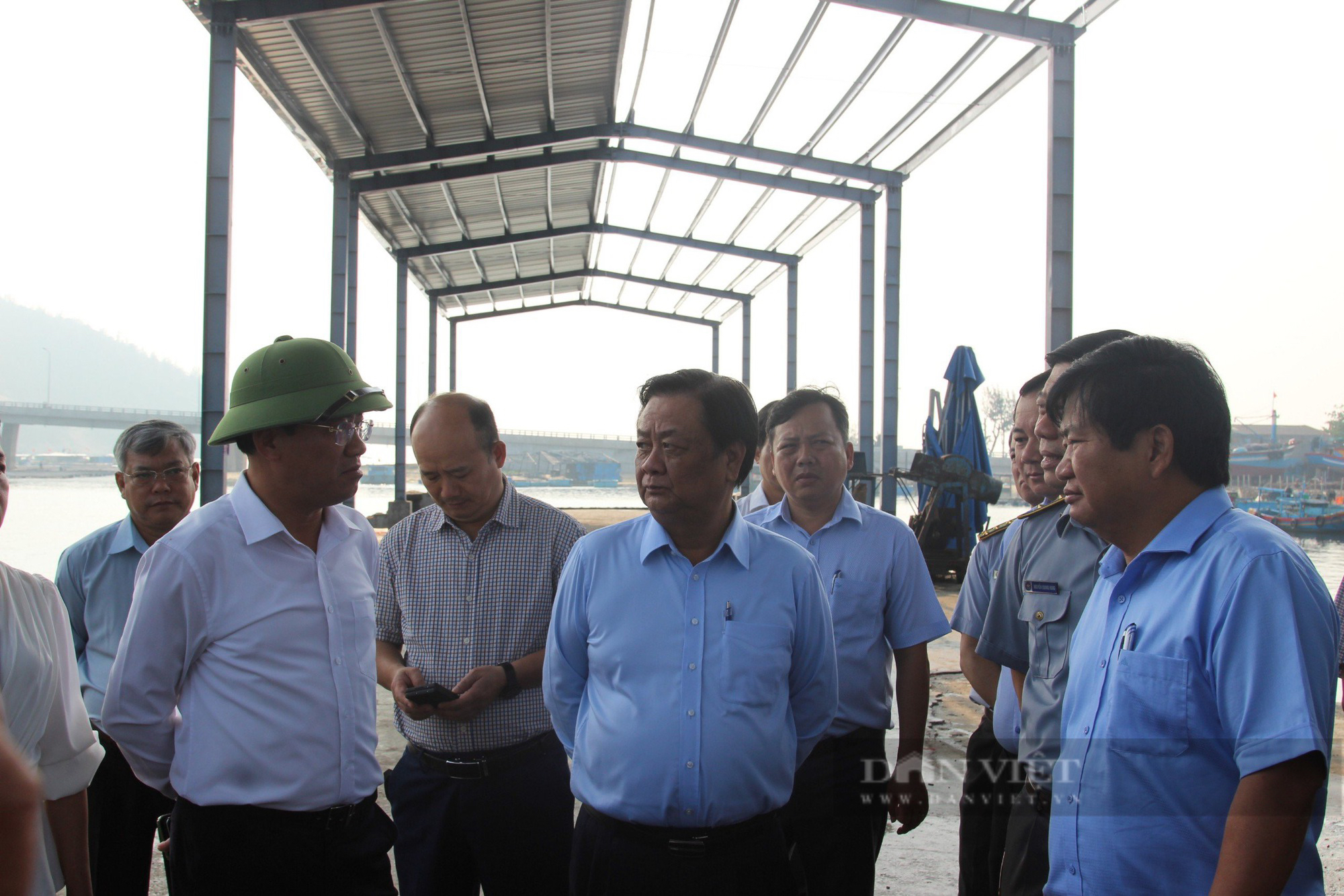 Chủ tịch UBND tỉnh Bình Định: Đang xin ý kiến về việc  cấm biển hơn 100 tàu nghi ngờ cao vi phạm IUU- Ảnh 2.