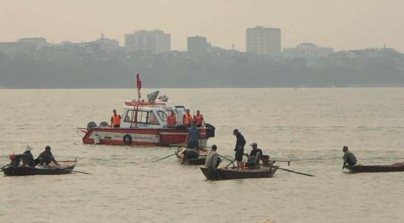 Công an Hà Nội cảnh báo khẩn cấp sau vụ 2 học sinh đuối nước trên sông Hồng- Ảnh 1.
