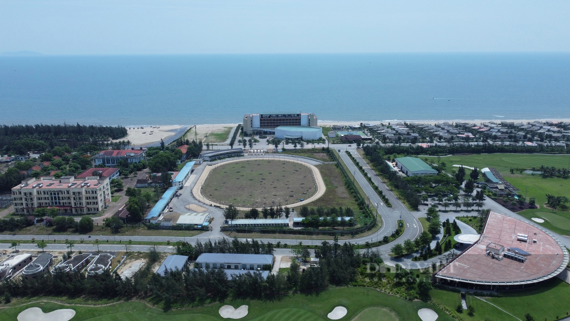 Hà Tĩnh: Dự án trường đua chó 300 tỷ đồng trên khu “đất vàng” ven biển chưa đón khách đã xuống cấp- Ảnh 4.