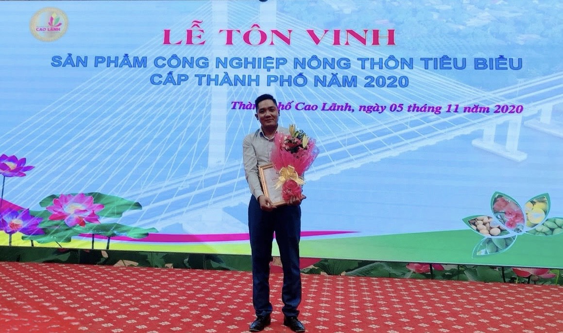 CEO Lê Hoài Đông và giấc mơ đưa sen Việt bay xa- Ảnh 3.