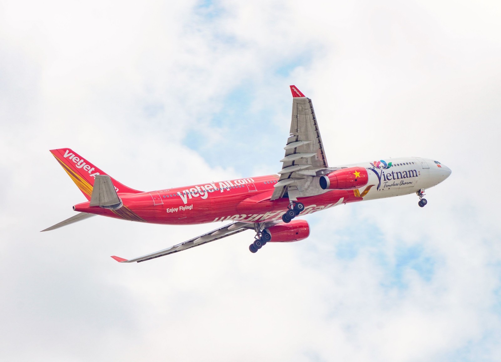 Cùng Vietjet bay khắp thế giới - làm mới chính mình đón hè rực rỡ- Ảnh 2.